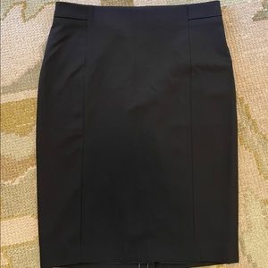 NWT Ann Taylor All-Season Stretch Seamed Pencil Skirt